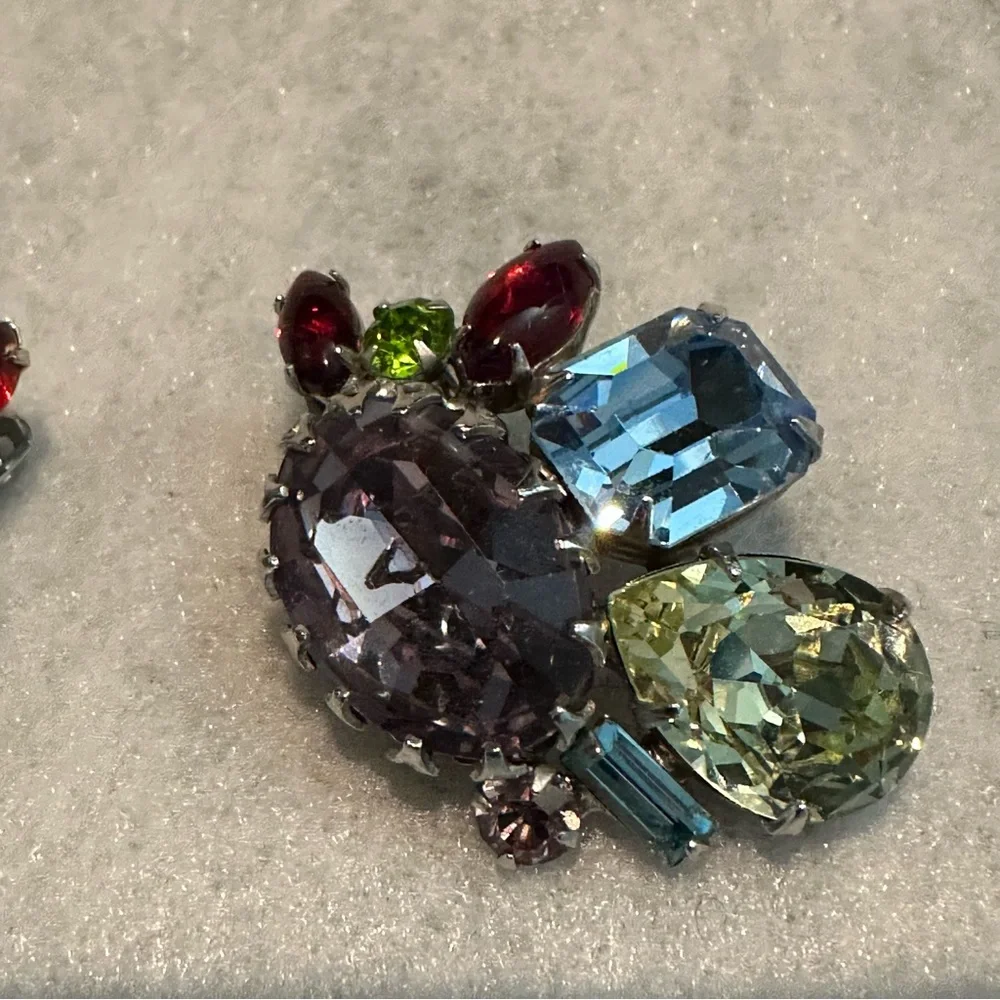 Alice Caviness Clustered Rhinestone Vintage Clip Earrings